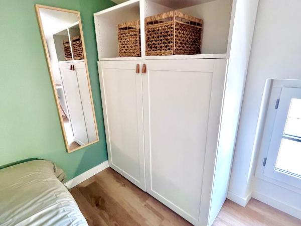 LE QUAI 5 - Studio NEUF CALME - CLIM - WiFi - Gare à 200m : photo 7 de la chambre studio supérieur