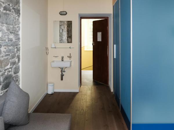 Barabas Luzern : photo 2 de la chambre chambre double supérieure