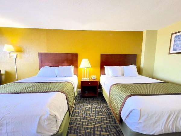 Ocean Resort : photo 1 de la chambre standard room with two queen beds - oceanfront - balcony