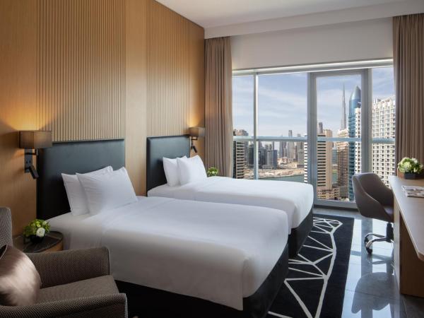 The First Collection Business Bay : photo 1 de la chambre forfait séjour 36 heures - chambre deluxe avec accès au club de plage soluna - enregistrement anticipé (6h00) et départ tardif (18h00) - 20 % de réduction sur nourriture, boissons et service de blanchisserie