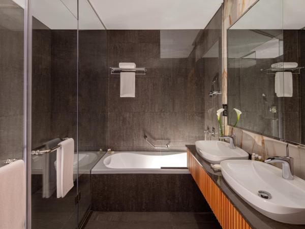 The First Collection Business Bay : photo 3 de la chambre suite exécutive avec accès au club de plage soluna