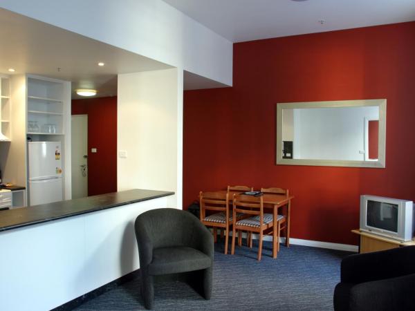 Quest Savoy : photo 5 de la chambre  budget one-bedroom apartment - separate building, stair access only