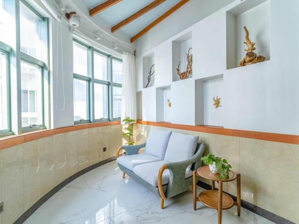 Marukab Plaza : photo 6 de la chambre premium double room (free return airport transport)