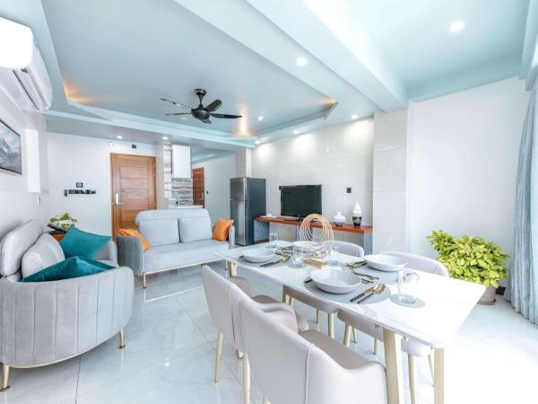 Marukab Plaza : photo 5 de la chambre two-bedroom suite with partial sea view (free return airport transport)