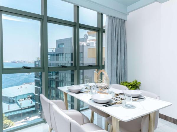 Marukab Plaza : photo 9 de la chambre two-bedroom suite with partial sea view (free return airport transport)