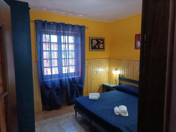 Mony's Island B&B : photo 1 de la chambre chambre double avec salle de bains privative