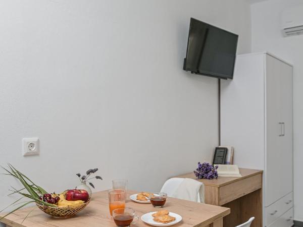 Vive Mare Plaka II : photo 6 de la chambre studio lit queen-size de luxe