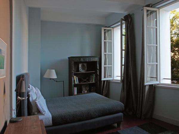 La Maison Sur La Sorgue - Esprit de France : photo 5 de la chambre suite ombres
