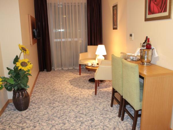 Hotel Osaka Airport : photo 1 de la chambre suite