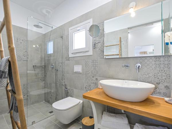 Elite Suites Naxos : photo 8 de la chambre chambre triple supérieure