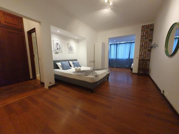 Castilho 63 Hostel & Suites : photo 4 de la chambre chambre double avec balcon