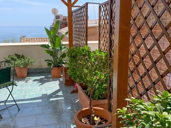 Guest house Le Sibille : photo 6 de la chambre chambre double avec balcon