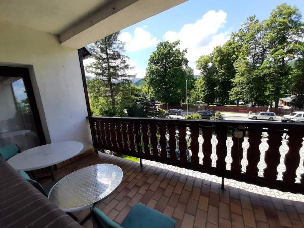 Usługi hotelarskie Karpacz : photo 1 de la chambre chambre triple standard