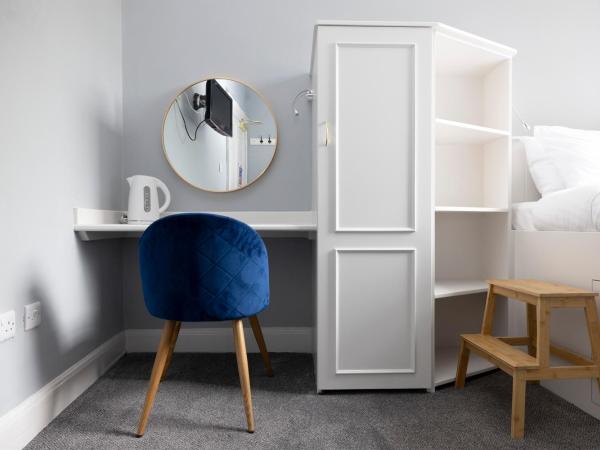 JOIVY Haymarket : photo 5 de la chambre petite chambre simple