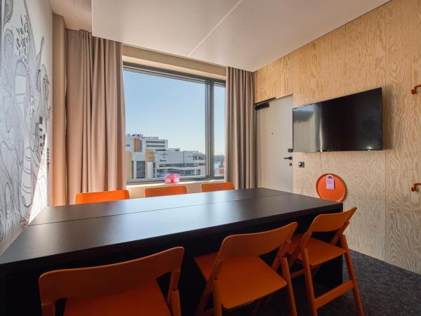 Heymo 1 by Sokos Hotels : photo 4 de la chambre chambre familiale