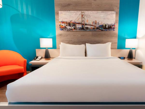 Hôtel Québec Inn : photo 2 de la chambre chambre double Économique avec terrasse intérieure côté restaurant