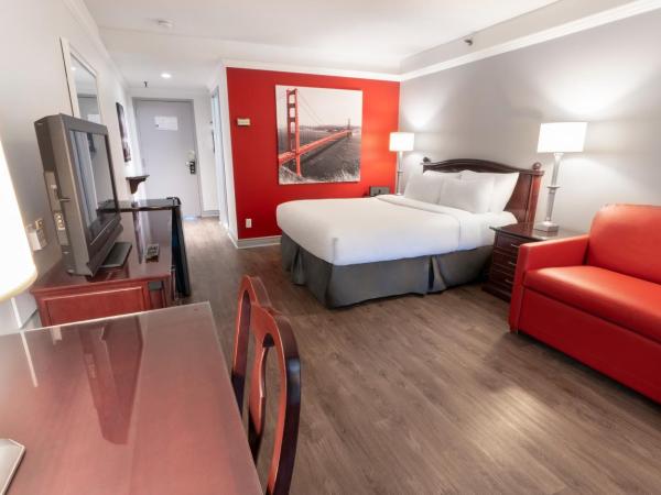 Hôtel Québec Inn : photo 5 de la chambre chambre lit queen-size traditionnelle avec terrasse intérieure côté jardin