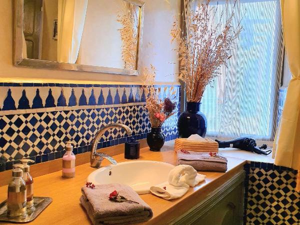 Riad Dar Zouar & Spa : photo 6 de la chambre chambre double supérieure