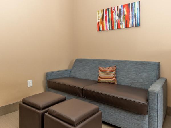 Comfort Suites Houston West at Clay Road : photo 10 de la chambre suite lit king-size – non-fumeurs
