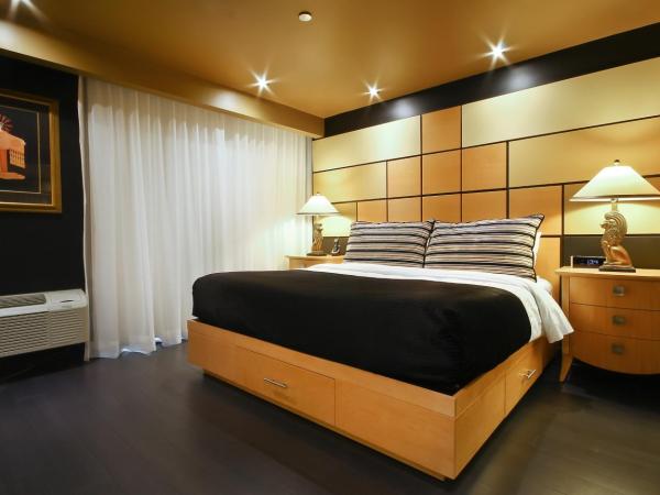 Hôtel Québec Inn : photo 2 de la chambre suite lit king-size avec canapé-lit - thème art déco