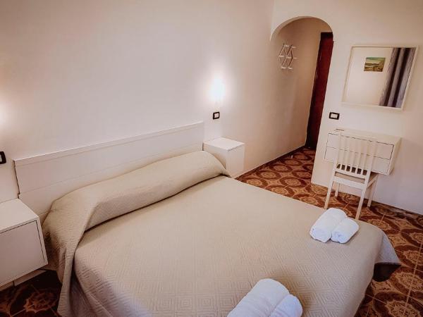 Hotel Regina del Mare : photo 7 de la chambre chambre double