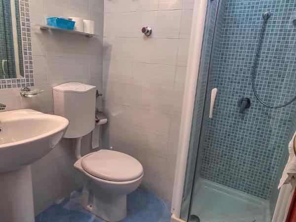 Hotel Regina del Mare : photo 9 de la chambre chambre double