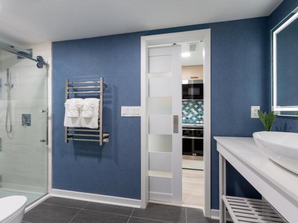 Crown Reef Beach Resort and Waterpark : photo 4 de la chambre suite 2 chambres