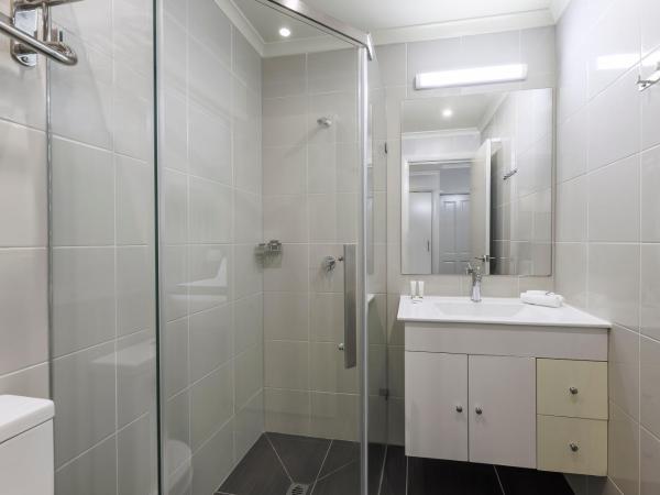 Quality Hotel Melbourne Airport : photo 4 de la chambre chambre lits jumeaux