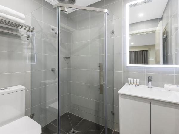 Quality Hotel Melbourne Airport : photo 1 de la chambre executive twin room (located upstairs)