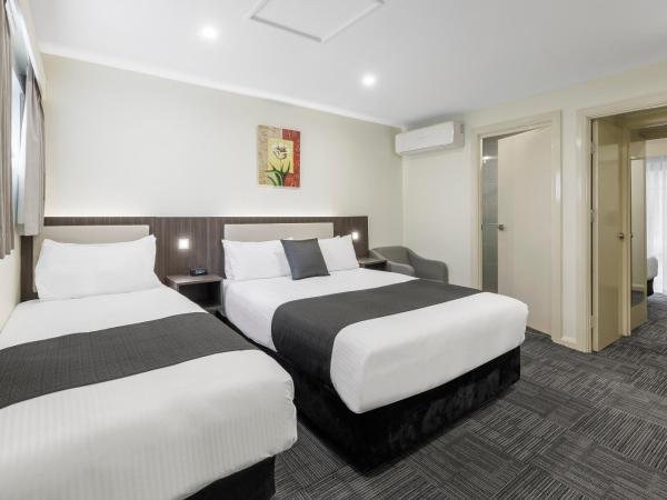 Quality Hotel Melbourne Airport : photo 2 de la chambre chambre familiale communicante