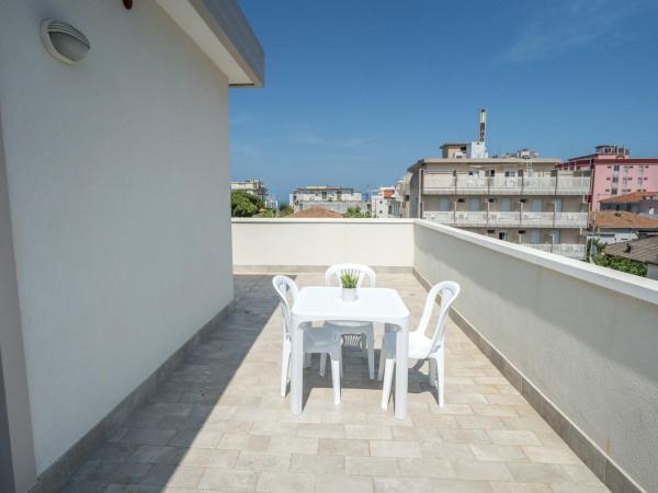Rimini Bay Suites&Residence : photo 9 de la chambre studio avec terrasse