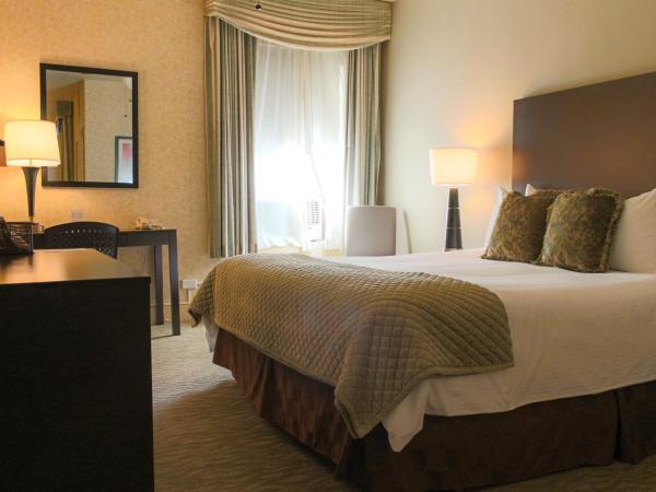 Majestic Hotel : photo 1 de la chambre suite dotée d'un lit king-size