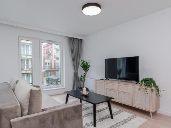 EXCLUSIVE Aparthotel Kraków Lubicz 40 : photo 3 de la chambre studio lit queen-size de luxe 