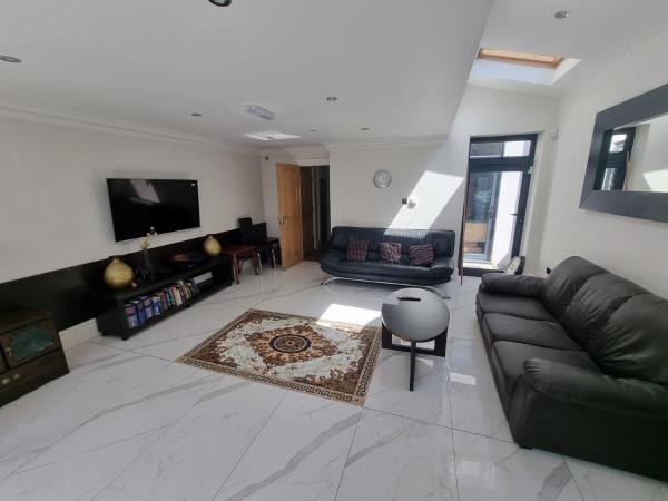 Tulse Hill Luxury Cosy Rooms : photo 7 de la chambre chambre double avec salle de bains commune