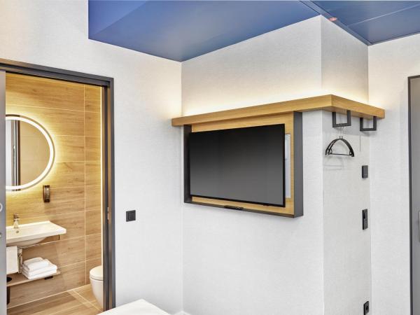 H2 Hotel Düsseldorf Seestern : photo 2 de la chambre chambre simple confort