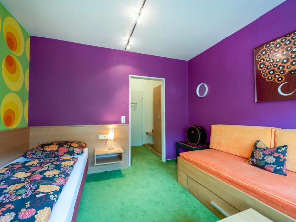 Hotel Arosa Düsseldorf Oberkassel : photo 7 de la chambre chambre lits jumeaux