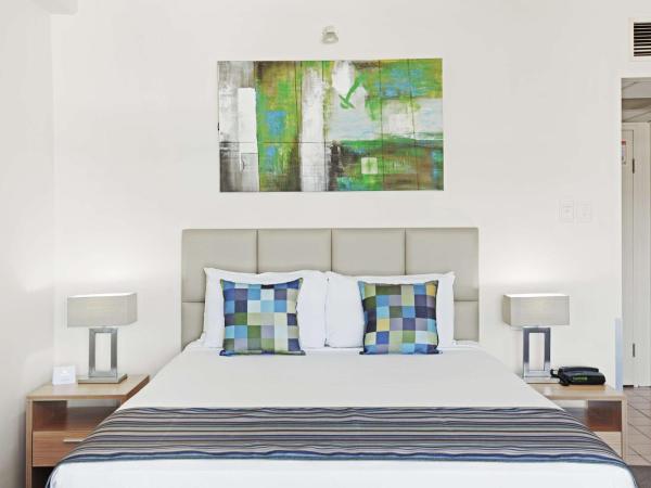 Rydges Esplanade Resort Cairns : photo 6 de la chambre chambre standard lit queen-size