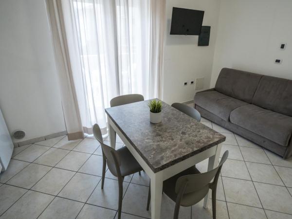 Rimini Bay Suites&Residence : photo 5 de la chambre appartement en duplex