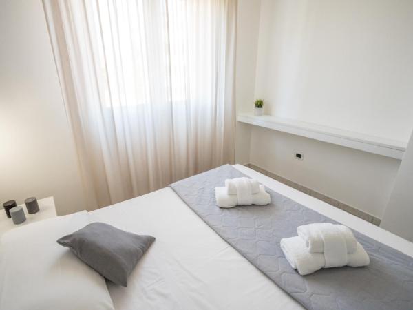 Rimini Bay Suites&Residence : photo 7 de la chambre appartement avec balcon