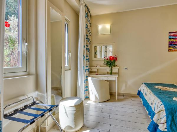 Hotel Ariston and Palazzo Santa Caterina : photo 7 de la chambre chambre double Économique