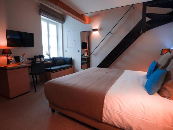 Hotel Neuvice : photo 2 de la chambre chambre familiale (2 adultes et 2 enfants)