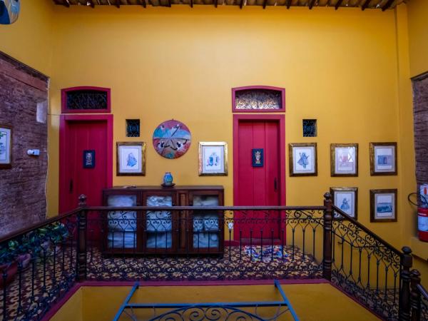 Pousada Des Arts : photo 2 de la chambre chambre triple avec balcon - vue sur mer