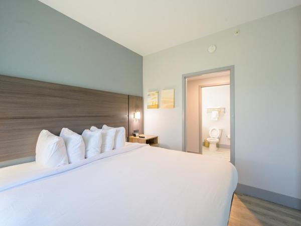 Hawthorn Extended Stay by Wyndham Panama City Beach : photo 5 de la chambre suite studio lit king-size - non-fumeurs