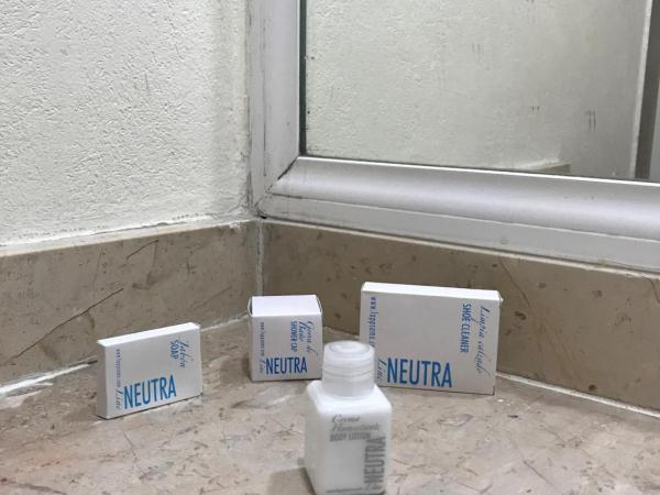 Hotel Aeropuerto : photo 2 de la chambre chambre deluxe (2 adultes + 1 enfant)