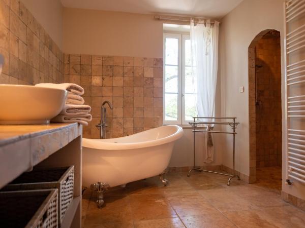 La Gourgasse Vieille : photo 3 de la chambre gîte 2 chambres 