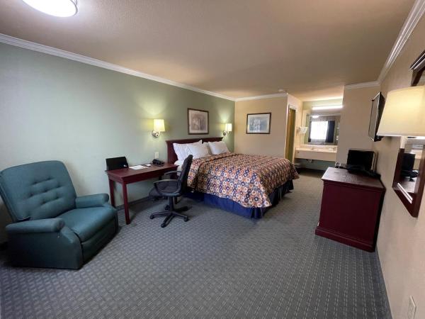 Americas Best Value Inn Hobby Airport : photo 3 de la chambre chambre lit king-size standard
