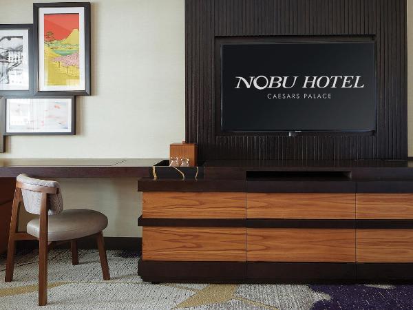 Nobu Hotel at Caesars Palace : photo 3 de la chambre chambre lit king-size deluxe avec baignoire accessible aux personnes à mobilité réduite - non-fumeurs