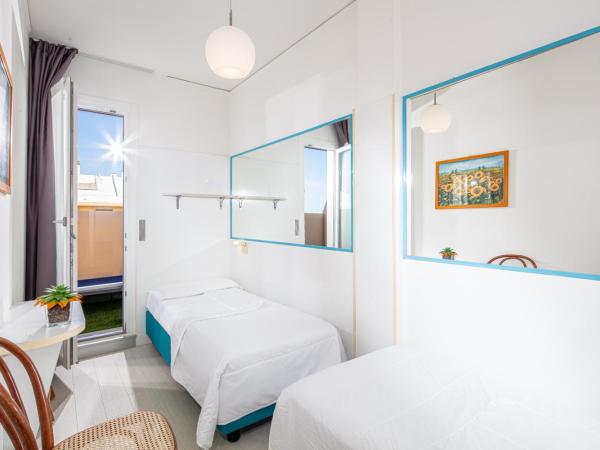 Hotel Alexander : photo 2 de la chambre suite junior familiale