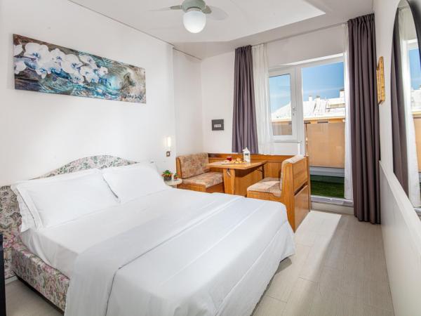 Hotel Alexander : photo 1 de la chambre suite junior familiale