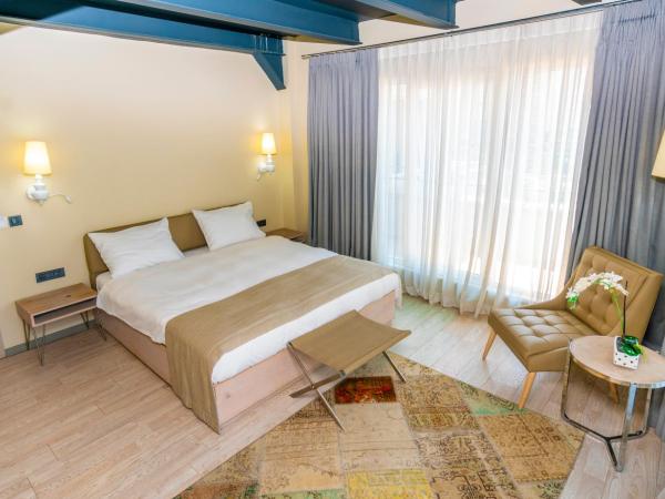 The Gate 30 Suites Ataşehir : photo 4 de la chambre chambre double deluxe avec balcon